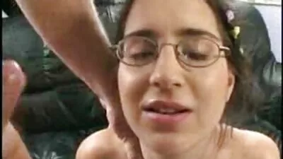 Valentina Nappi fizet a szobáért a gyönyörű testével amatör családi sex