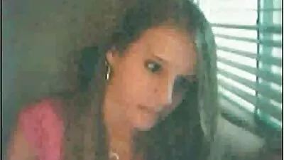A szőke szépség Nina Elle tapasztalt Keiran-Ra Lee forró show csaladi sex video