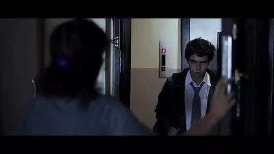 Két nő pórázon a perverz családi sex videó jelenet egymással