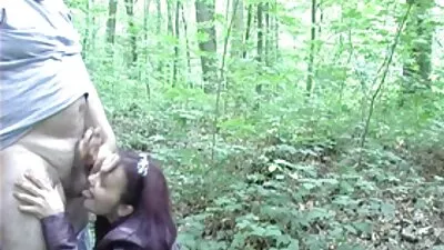 Egy hatalmas kakas elég ahhoz, hogy kielégítse a tinédzserek apa lánya anál szexuális étvágyát