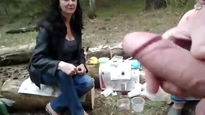 Sovány 19 éves nehéz lesz kívül csaladisex során anális szex