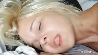 Anya szexi tetoválás nem egy csaladisexvideo nehéz DP