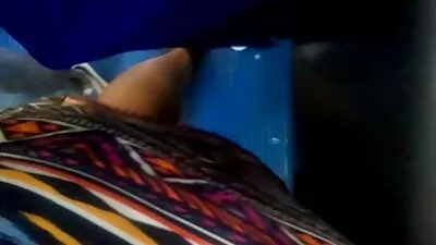 A pár családi szex videók mindkét lyukban hevedert visel