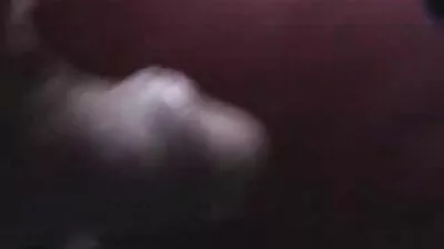 Vörös gyönyörű segg egyre cum a lány elég nedves pina baszik a család