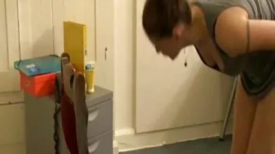 A lány behatolt csaladisexvideo három kakasok egyszerre negyedik