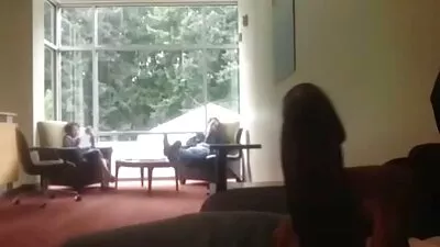 Hölgy kap meztelen kívül, így ő is baszni szexel a család a férje