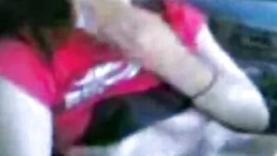 A családi sex ingyen Srác Kefél Ázsiai Anya fa, ahelyett, hogy nézi az új film