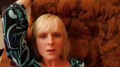 Szőke, szép csaladi porno videok test lesz barátom cum a seggét