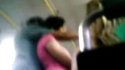 Mellbimbó csaladi szexvideo a piercing behatol hátulról